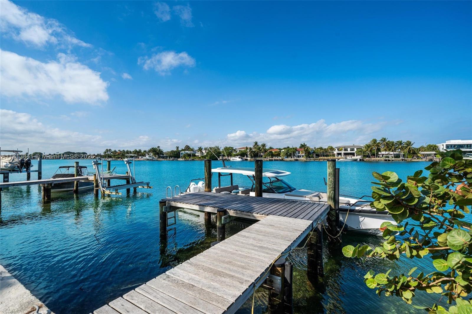 BISCAYNE BEACH-2ND ADDN - Residential
