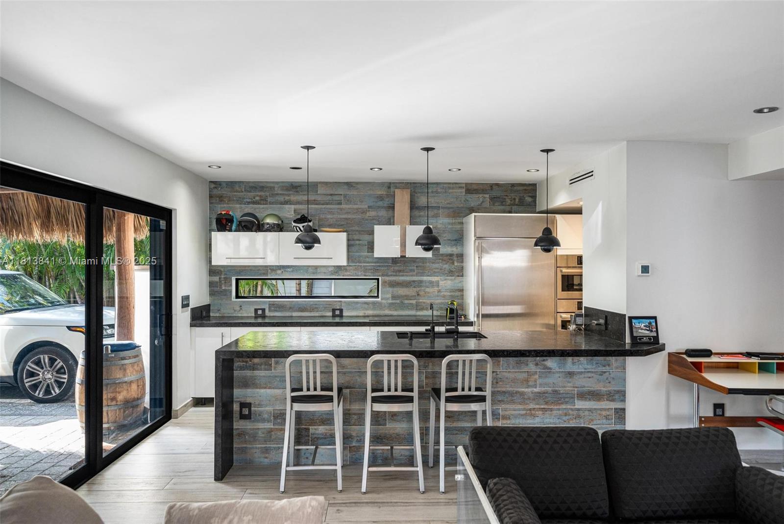 BISCAYNE BEACH-2ND ADDN - Residential