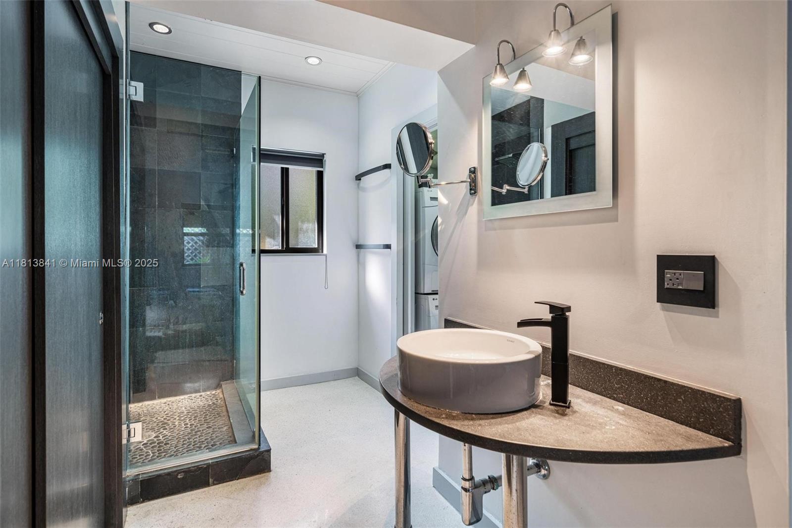 BISCAYNE BEACH-2ND ADDN - Residential
