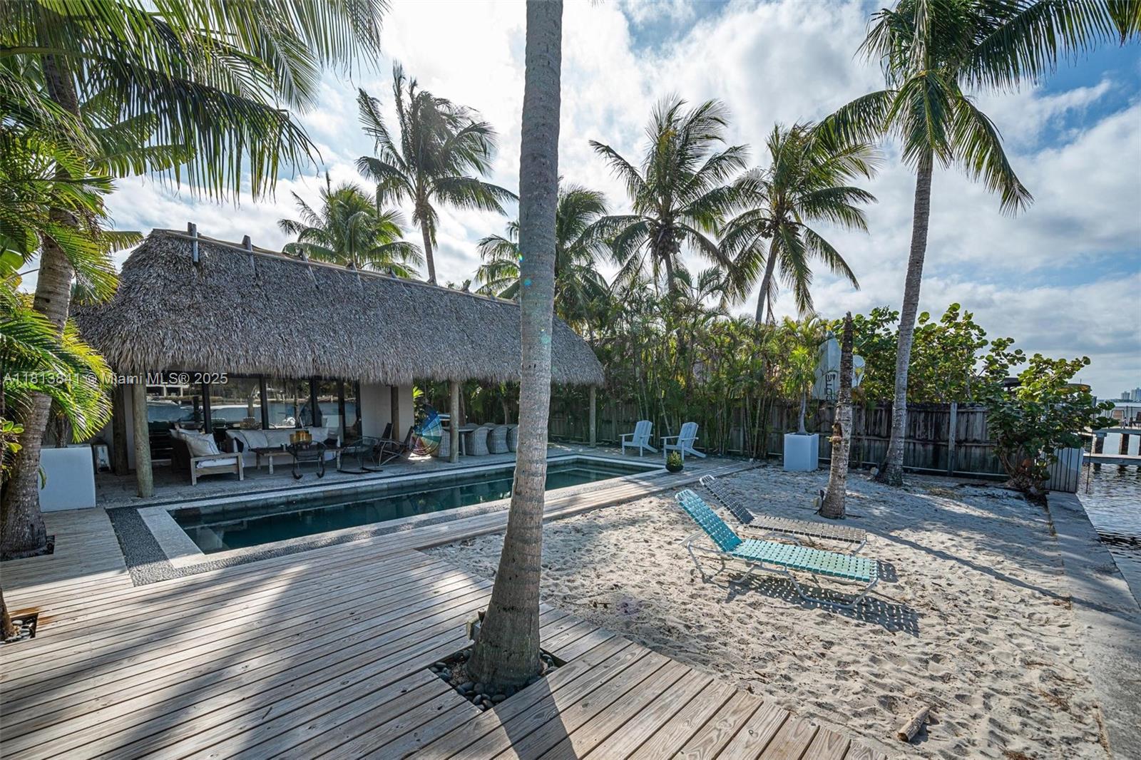 BISCAYNE BEACH-2ND ADDN - Residential