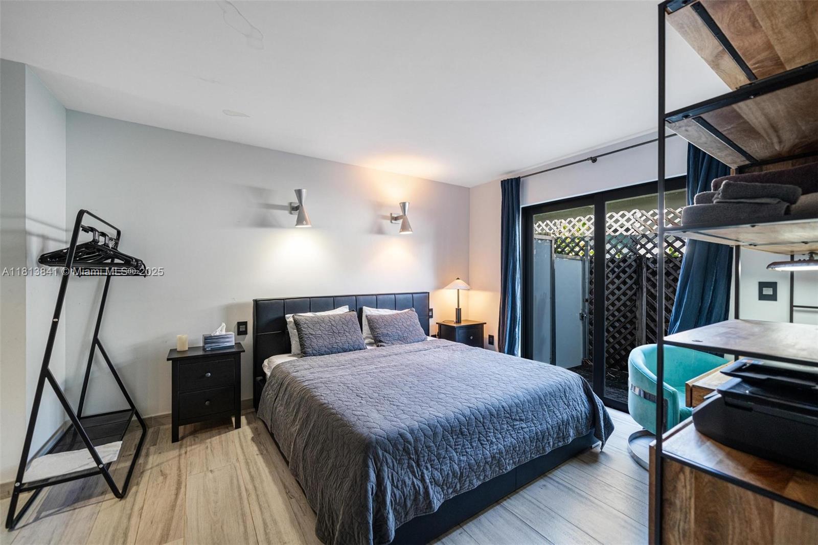 BISCAYNE BEACH-2ND ADDN - Residential