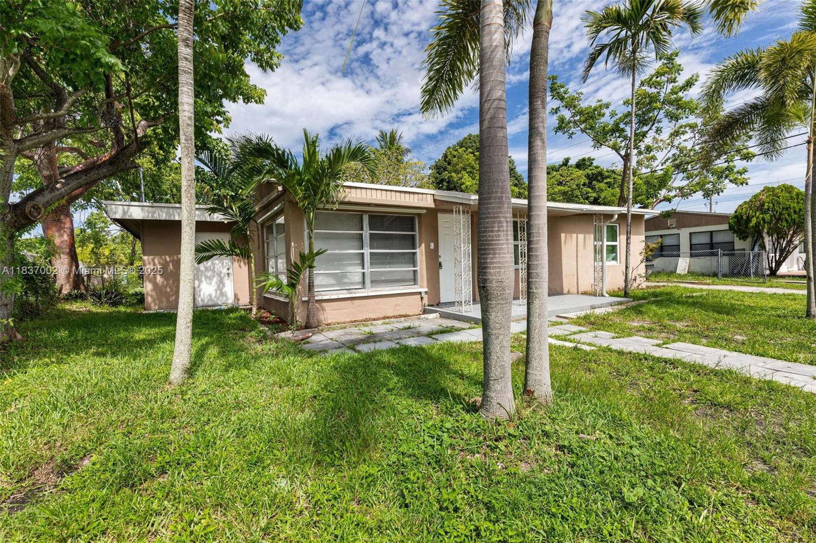 Charming 3-Bedroom, 2-Bathroom Ranch-Style Home in Hollywood, Florida
Welcome to this inviting ranch-style home offering comfort, functionality, and a prime location. The property is conveniently located within 2 miles of parks, shopping centers, dining options, and more—offering easy access to everything you need.
Whether you're seeking a primary residence, a rental opportunity, or a retreat near the coast, this home provides flexible possibilities in a vibrant and convenient area.
Don’t miss your opportunity—schedule your private showing today!