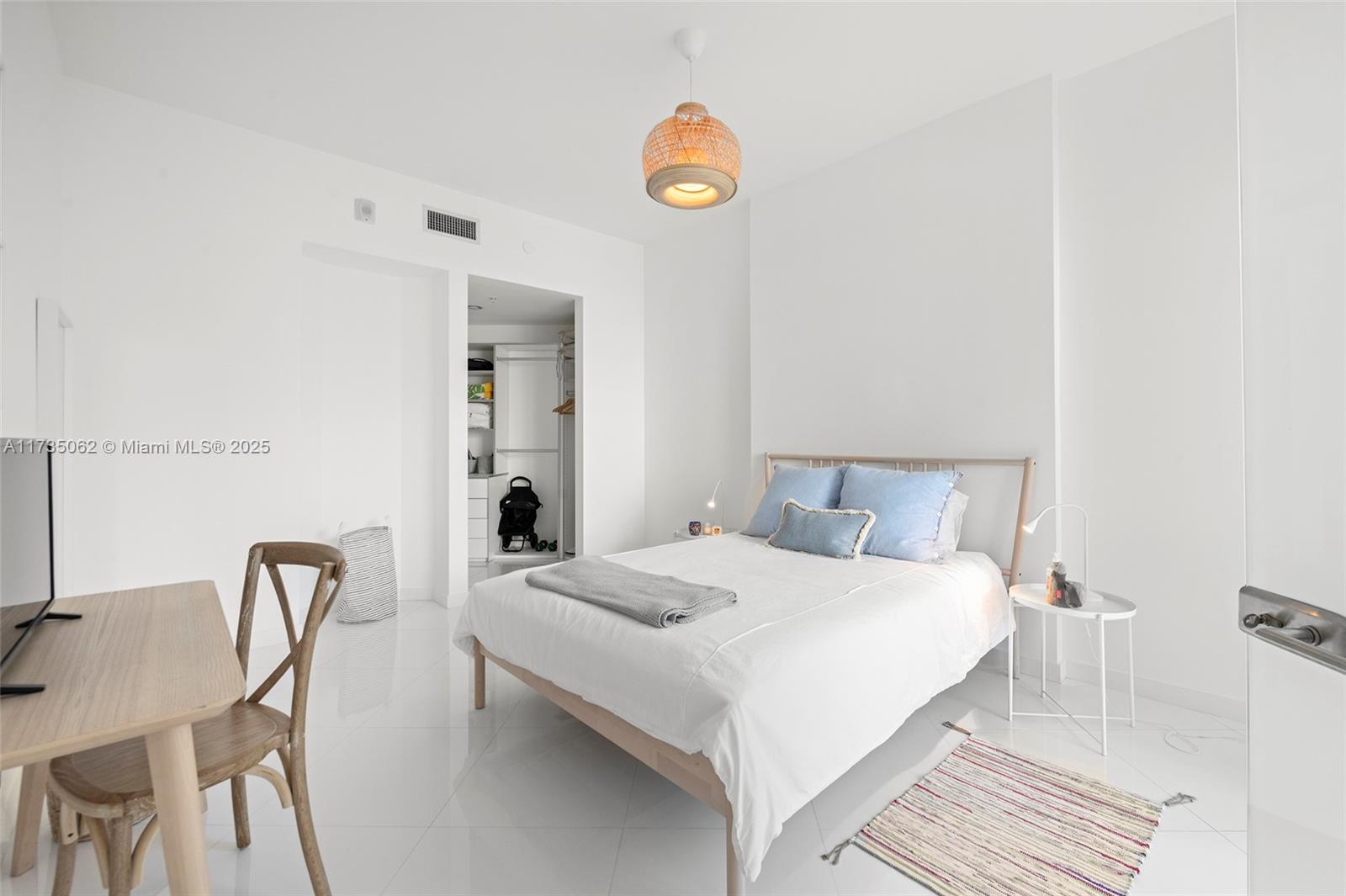 ARTEPARK SOUTH CONDO - Residential