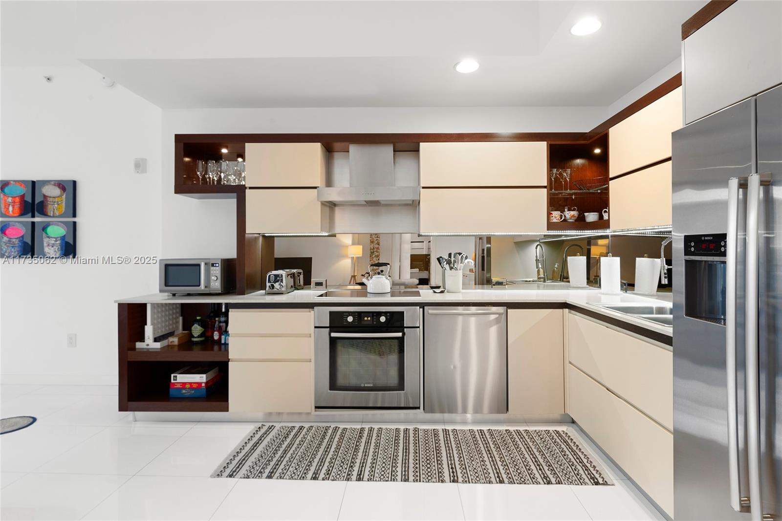 ARTEPARK SOUTH CONDO - Residential