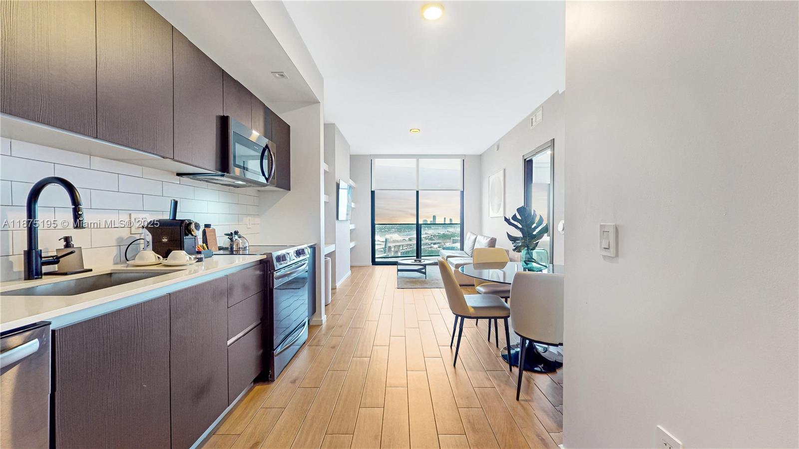 MAP OF MIAMI DADE CO. FL. - Residential