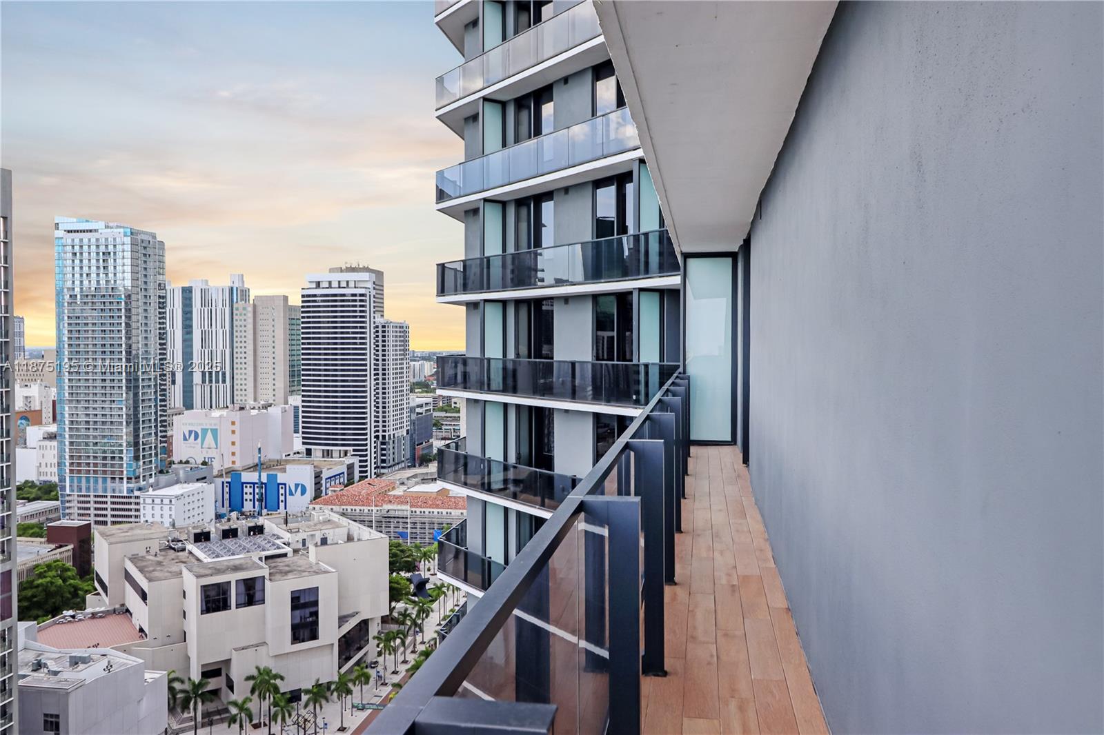 MAP OF MIAMI DADE CO. FL. - Residential