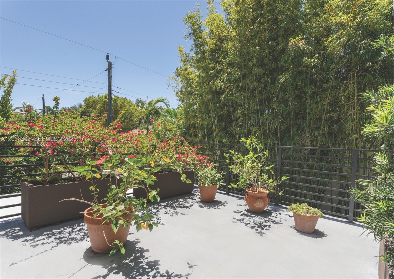 2953-55 SHIPPING AVE COND - Residential