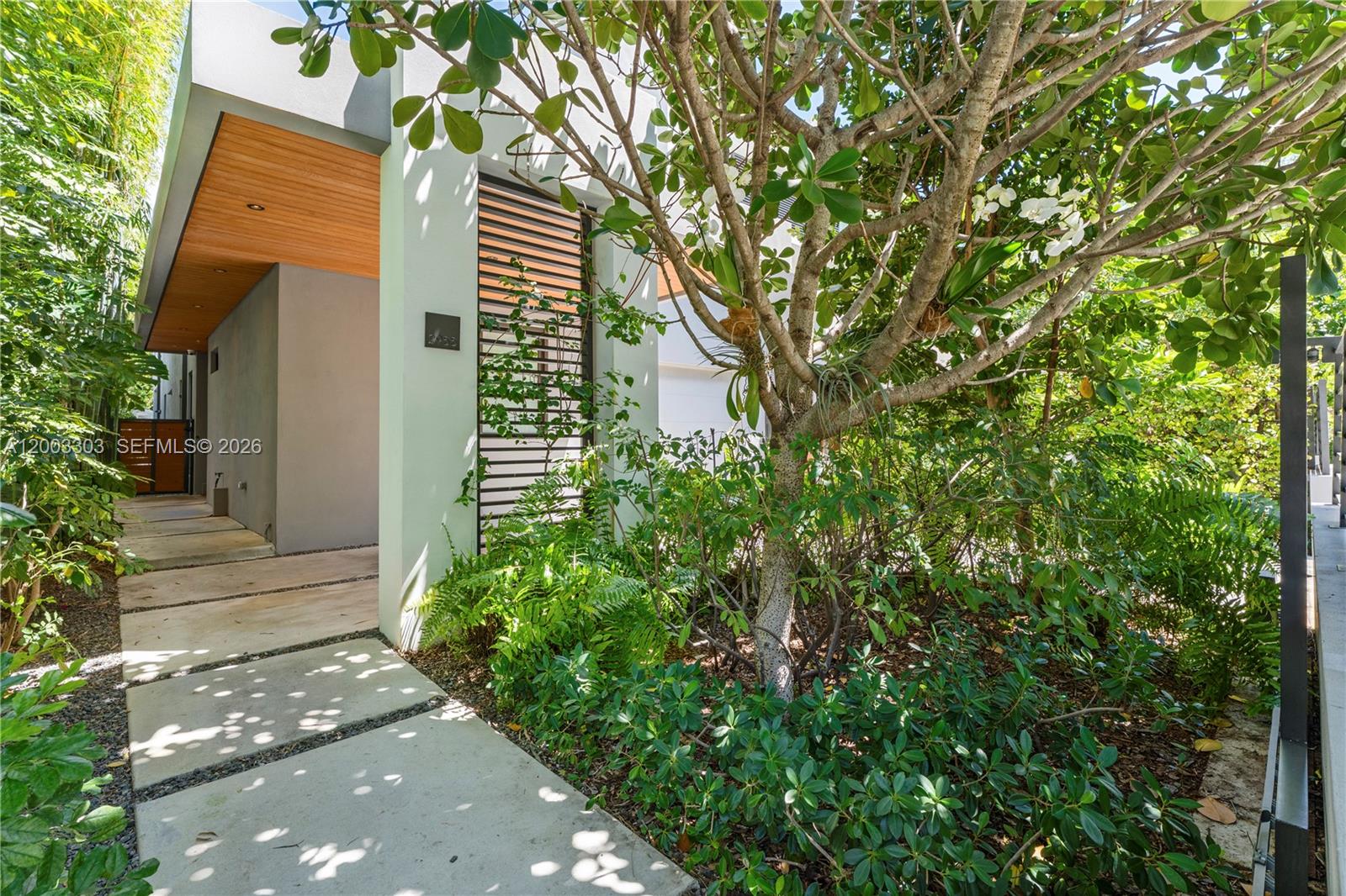 2953-55 SHIPPING AVE COND - Residential