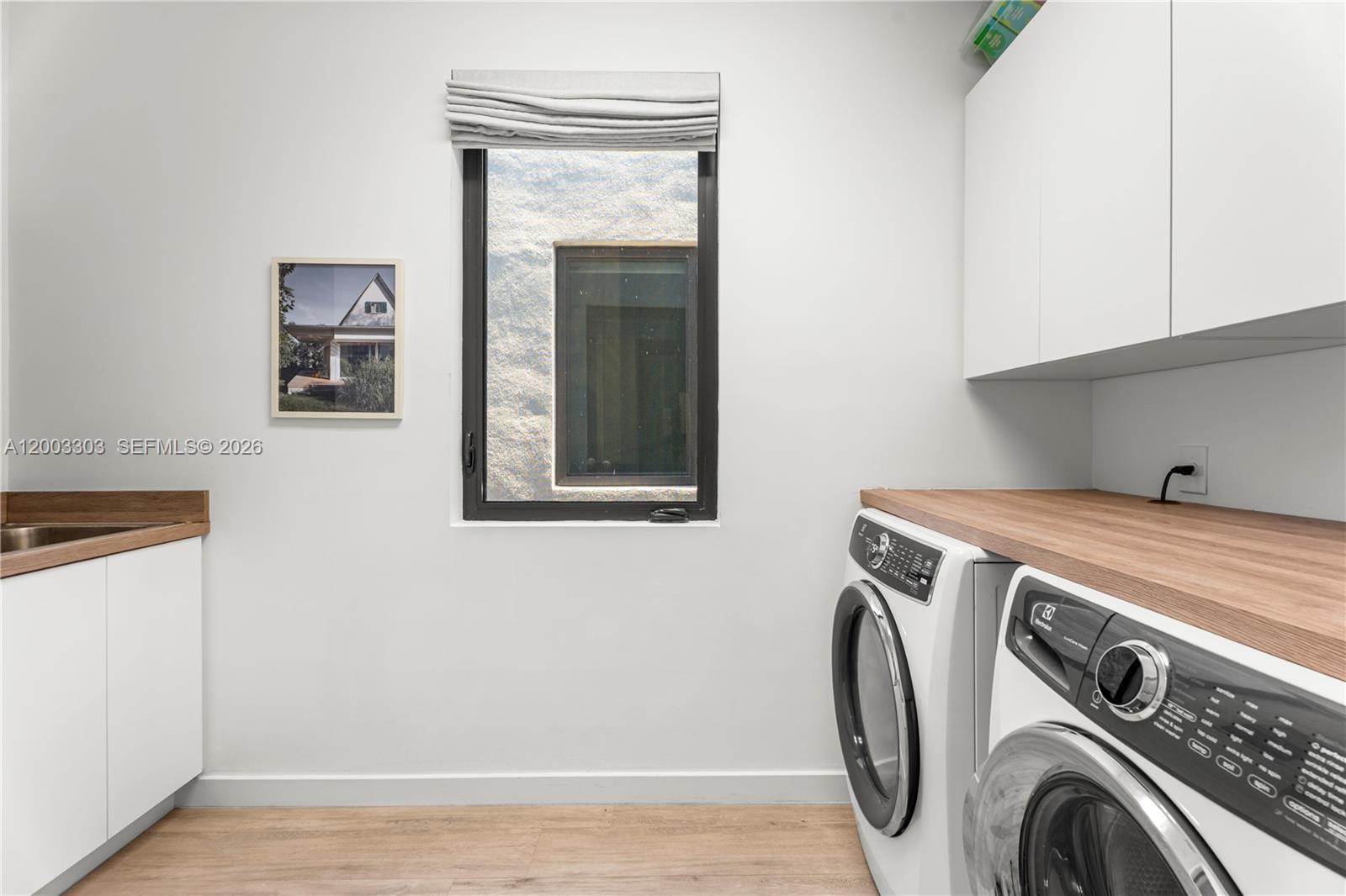 2953-55 SHIPPING AVE COND - Residential