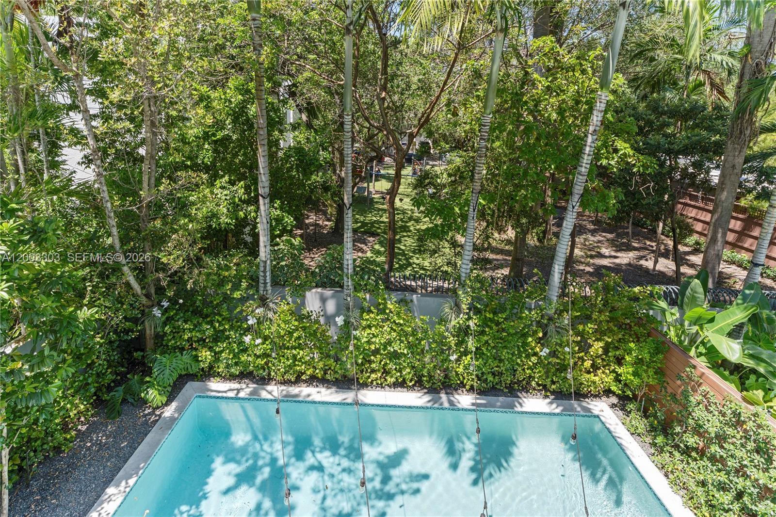 2953-55 SHIPPING AVE COND - Residential