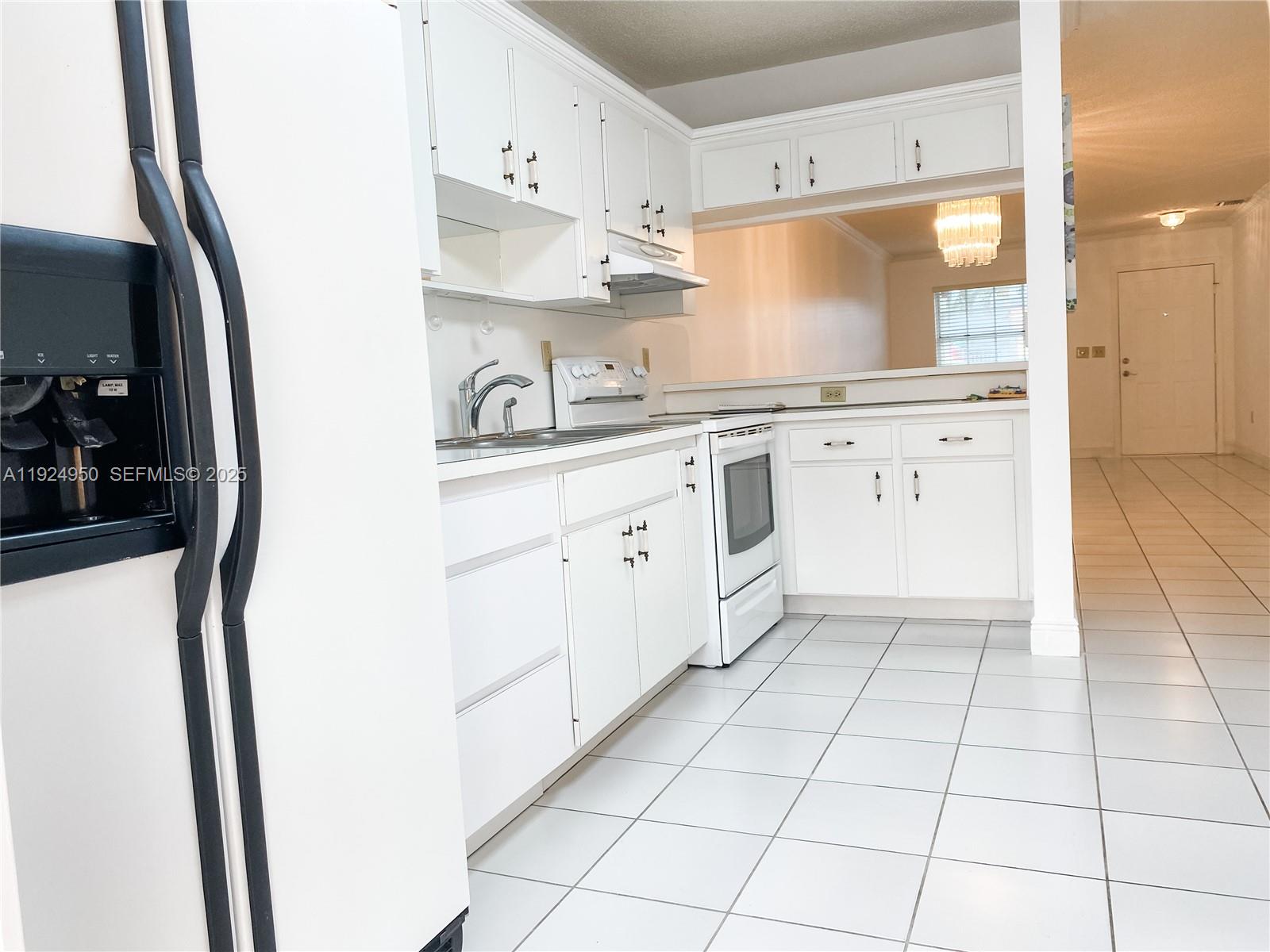 VILLAS OF BIRD GARDENS CO - Residential Lease