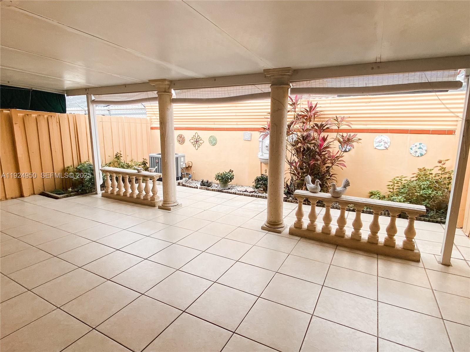 VILLAS OF BIRD GARDENS CO - Residential Lease