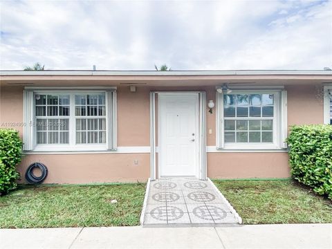 3810 SW 108th Ave 4 Miami FL 33165