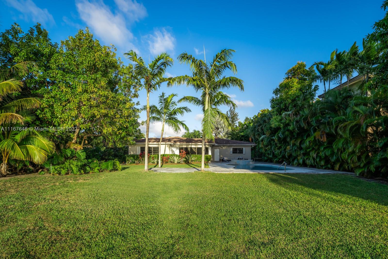 ALTOS DEL MAR NO 5 - Residential