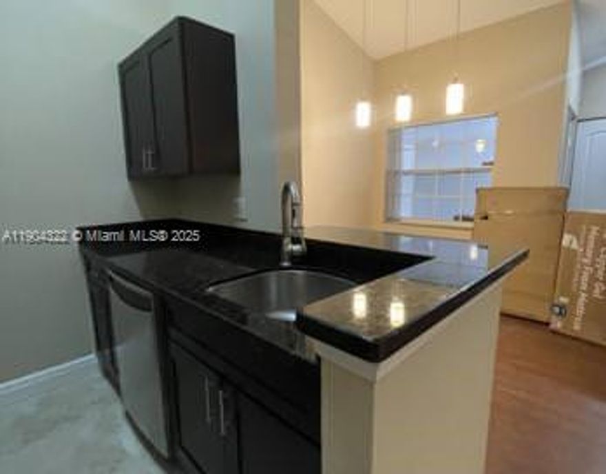 24-Hour Association Approvals! Move in December 6! 
Renovated 1/1 top-floor condo with vaulted ceiling, in-unit washer/dryer, walk-in closet, and tile / laminate floors (no carpet).
Community amenities include 3 pools, 2 Jacuzzis, pool table room, fitness center, EV charging, car wash, tennis courts, picnic/BBQ areas, and scenic walking paths. 
Relax in a well-built, quiet community featuring new sidewalks, fresh exterior paint, and abundant parking.
Prime location just off I-95 between Commercial and Oakland Park Blvd., minutes to downtown Fort Lauderdale, Wilton Manors, and the beach. 
Water, sewer, and trash included. 
Pets welcome with no pet deposit.