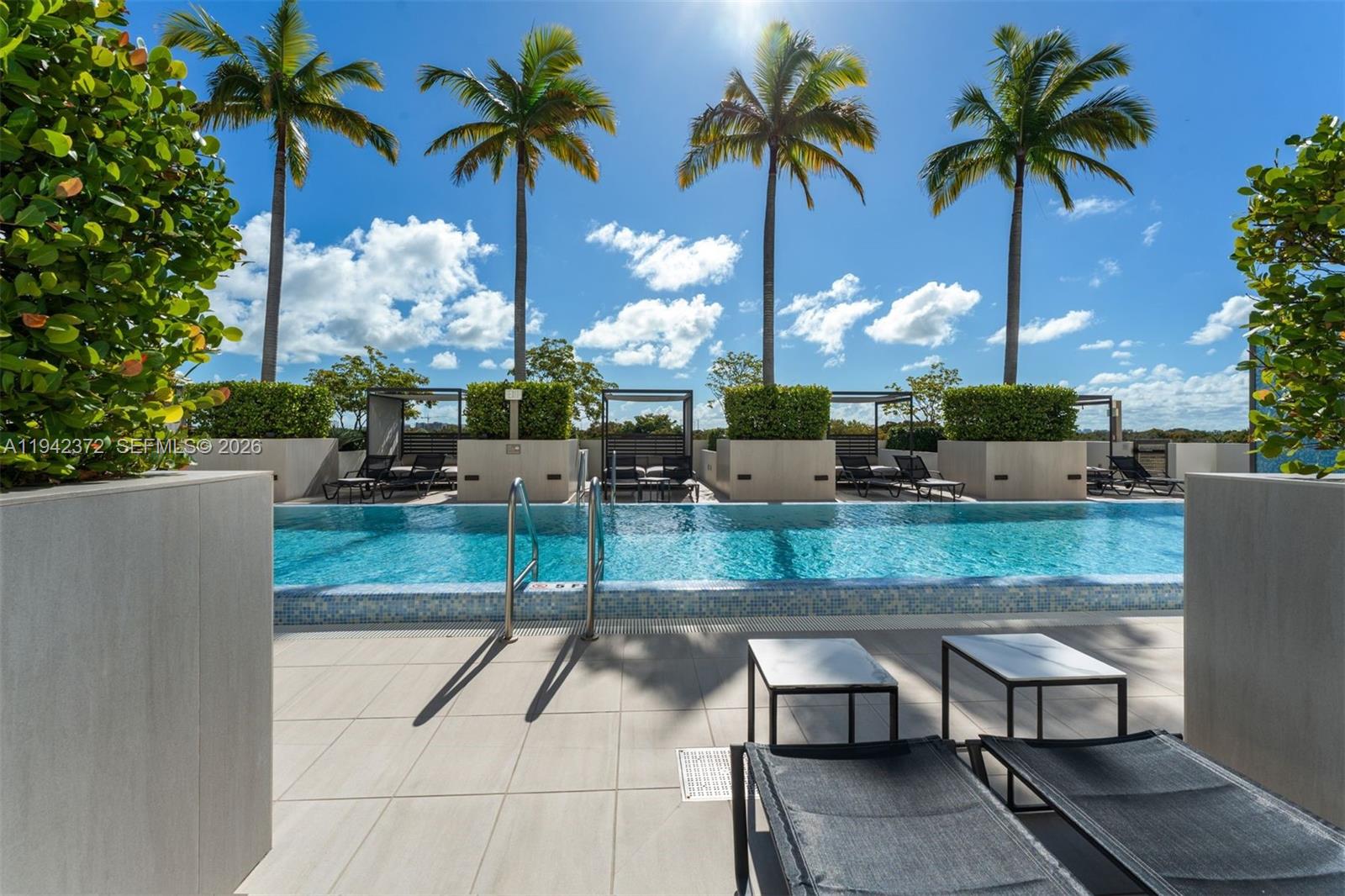 CORAL GABLES BILTMORE SEC - Residential