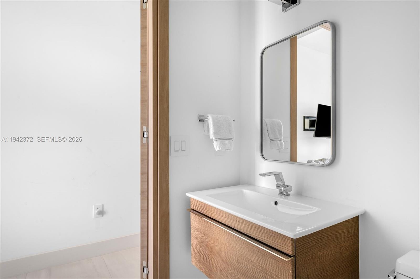 CORAL GABLES BILTMORE SEC - Residential