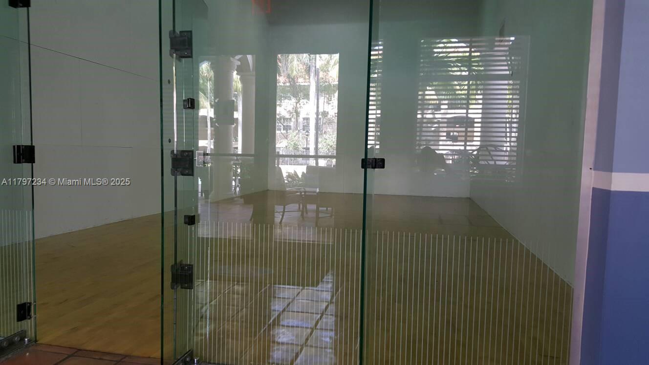 MARQUESA CONDO - Residential