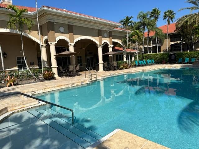 MARQUESA CONDO - Residential