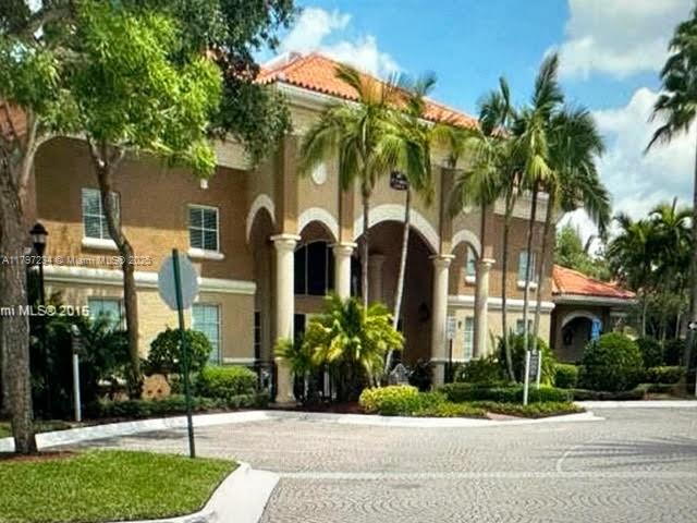 MARQUESA CONDO - Residential
