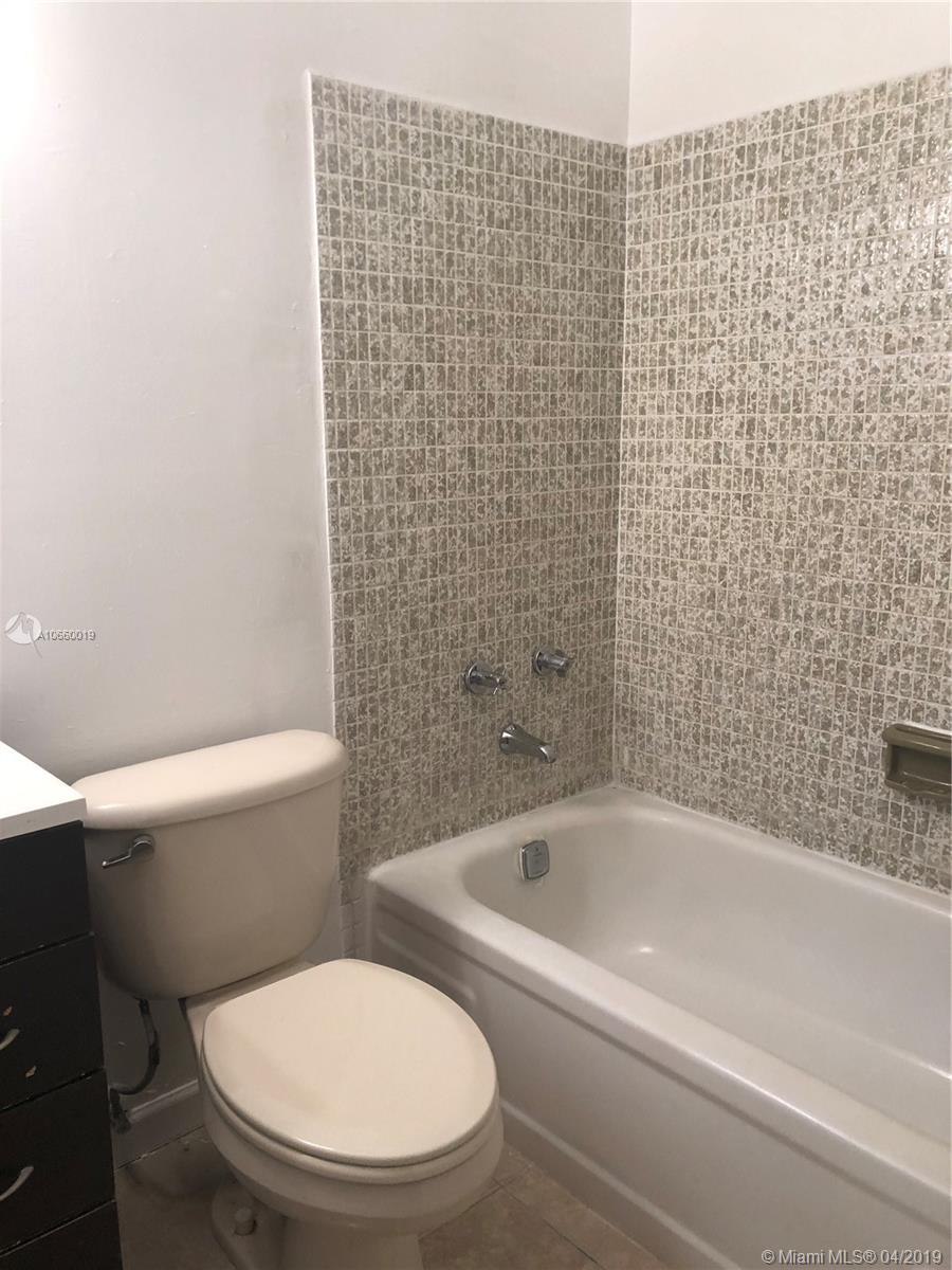 LAUDERDALE NORTH PARK SEC - Residential Lease