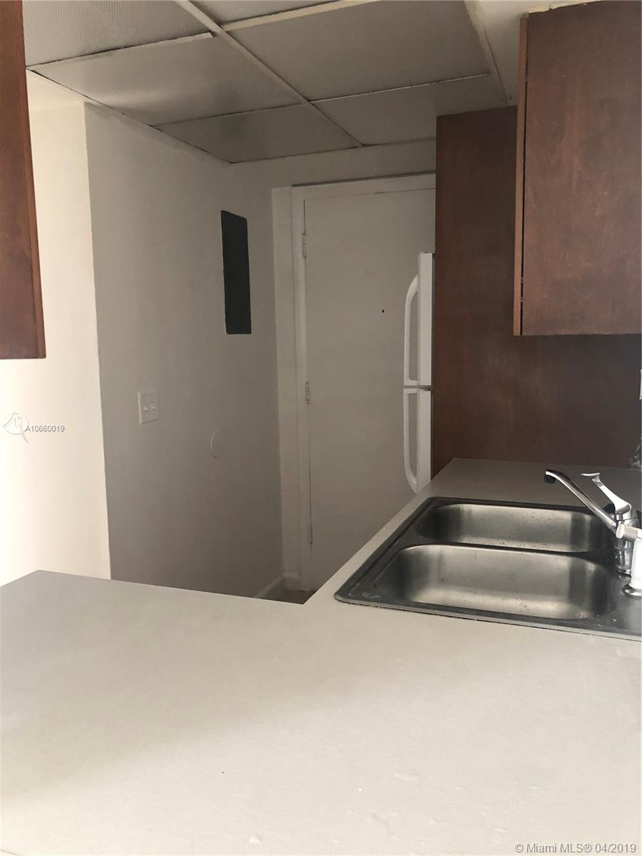 LAUDERDALE NORTH PARK SEC - Residential Lease