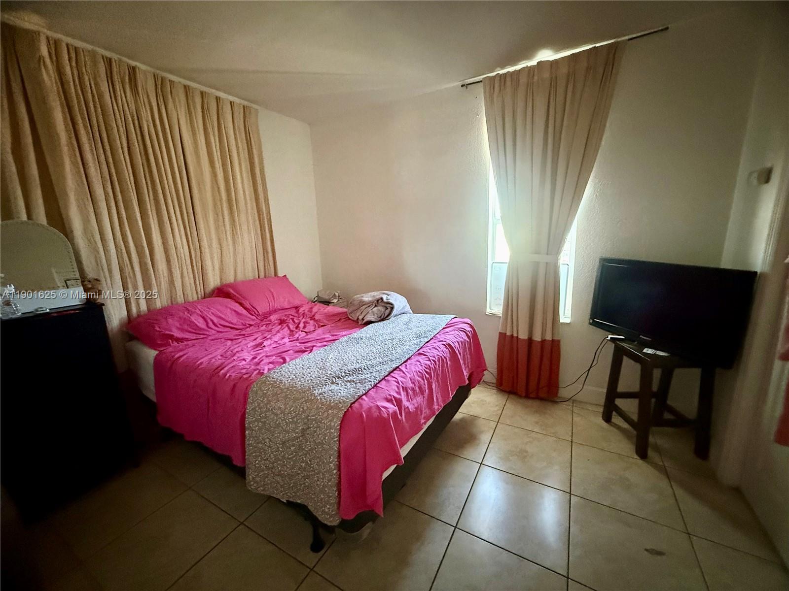 TRAJUNE PARK - Residential Income