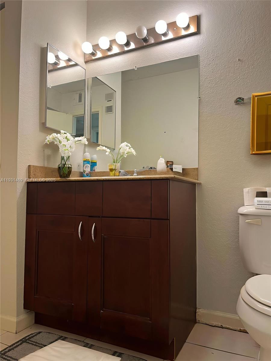 CORAL KEY CONDO - Residential