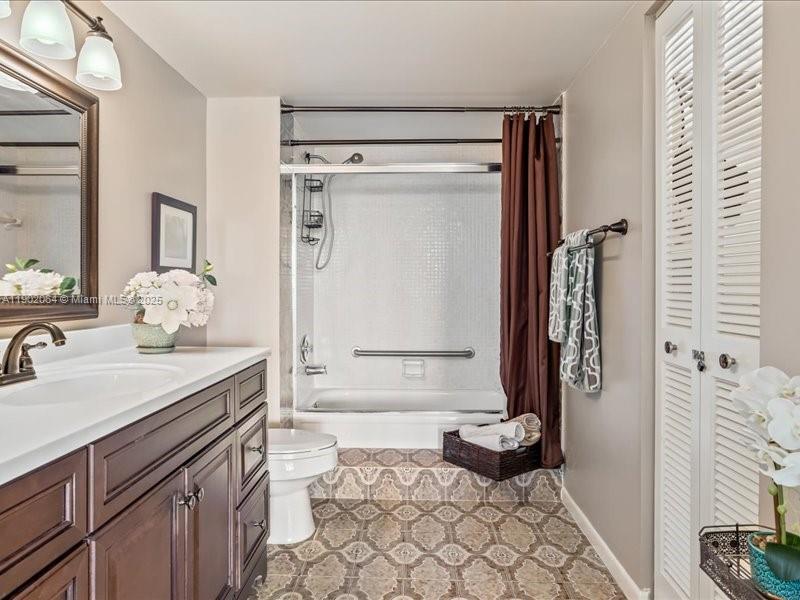 BOCA TEECA CONDO 8 - Residential Lease