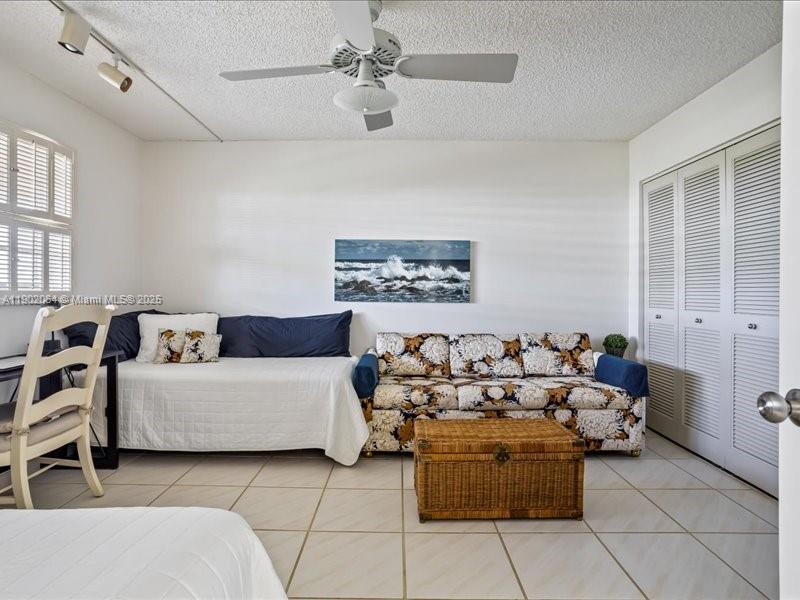 BOCA TEECA CONDO 8 - Residential Lease