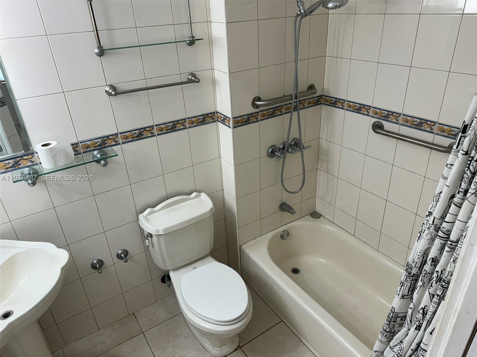 10210 LANAI CONDO - Residential Lease