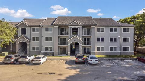 Photo of 15400 SW 284th St #1312, Homestead, FL 33033 (MLS # A11988351)