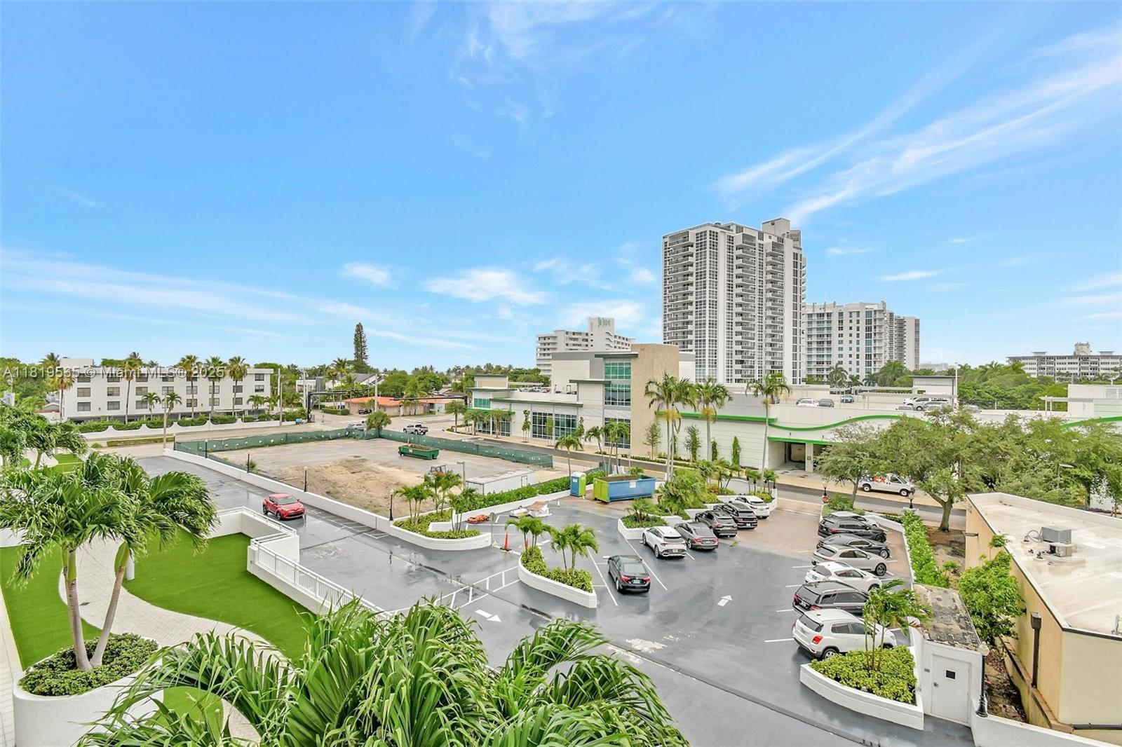 BERKLEY SOUTH CONDO - Residential