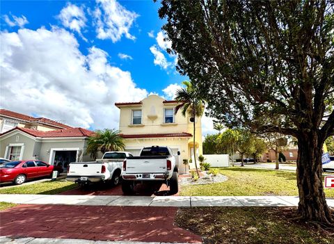 Photo of 2101 NE 37th Ter, Homestead, FL 33033 (MLS # A11948014)
