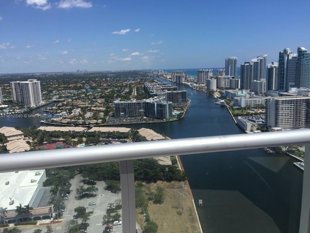 BEACHWALK CONDOMINIUM - Residential