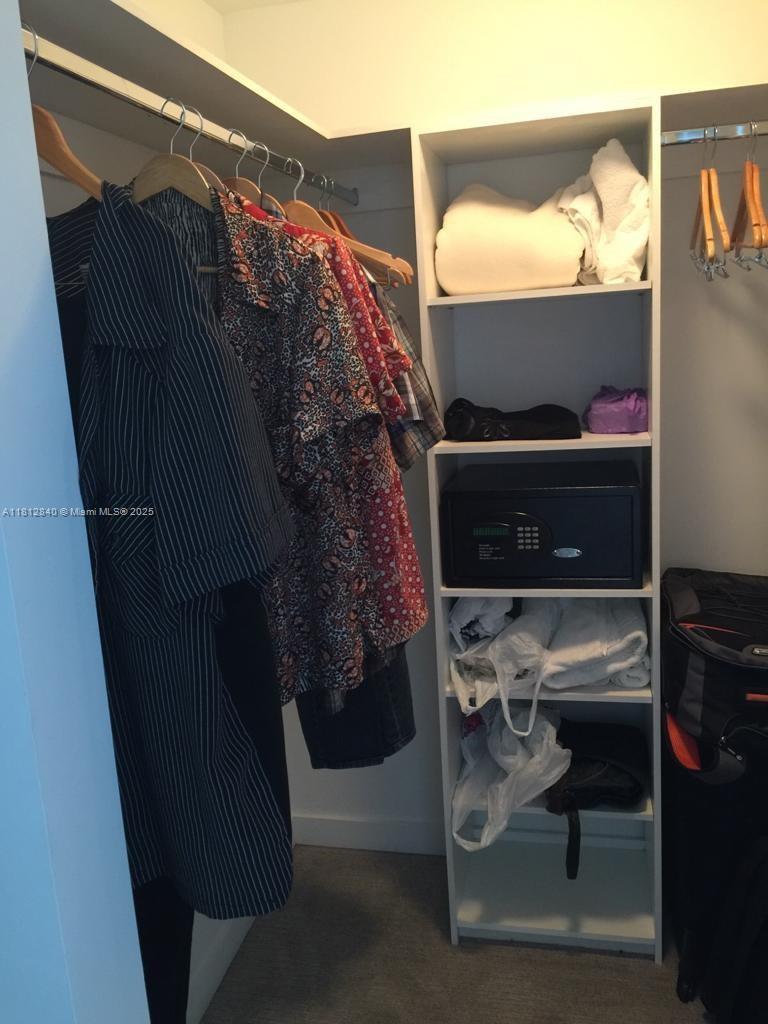 BEACHWALK CONDOMINIUM - Residential