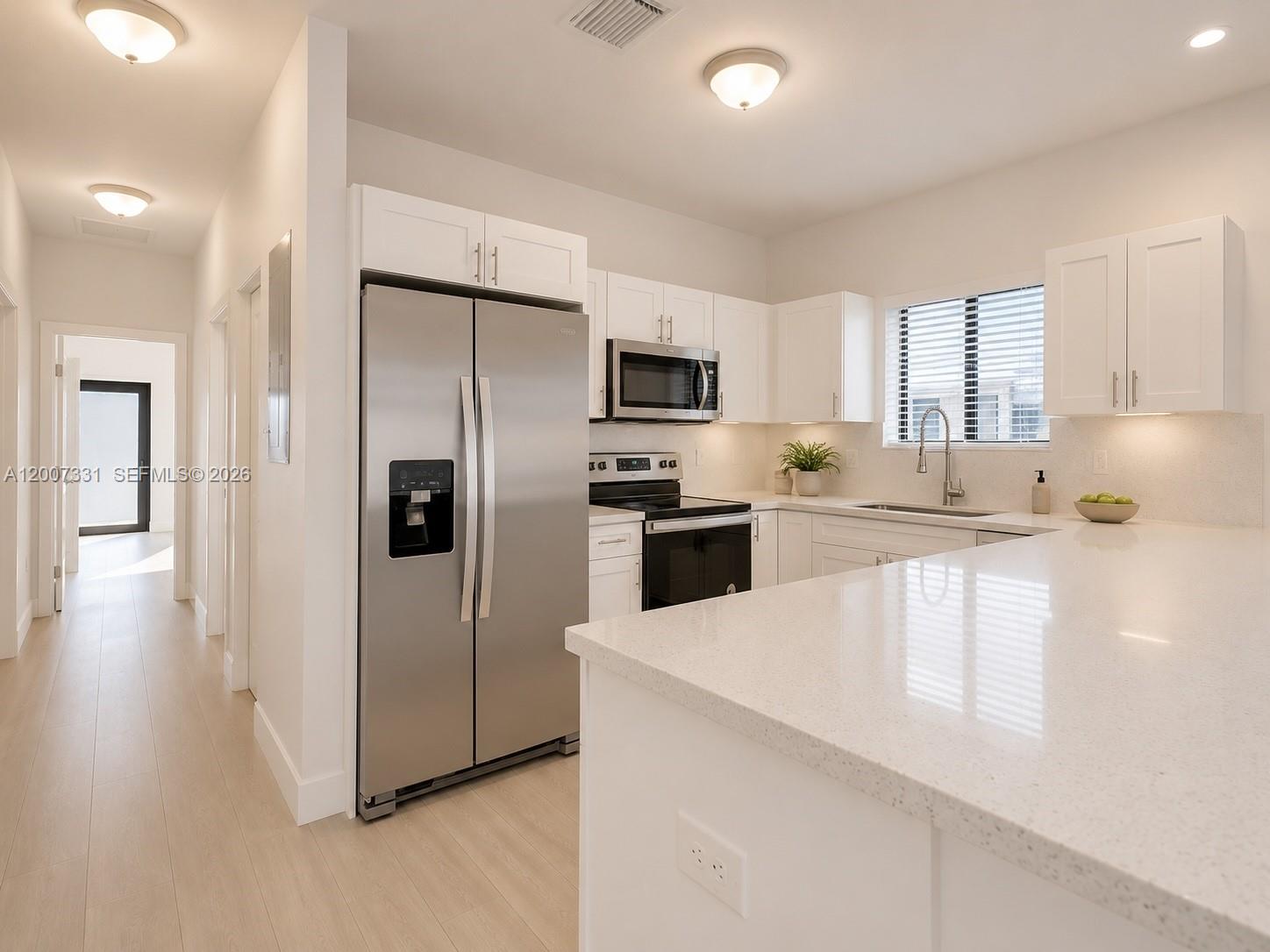 INGLESIDE PARK - Residential Income