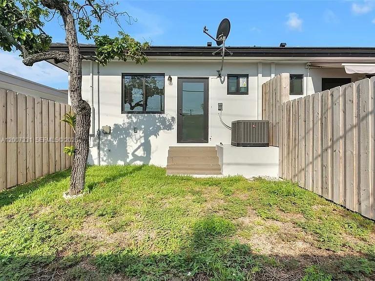 INGLESIDE PARK - Residential Income