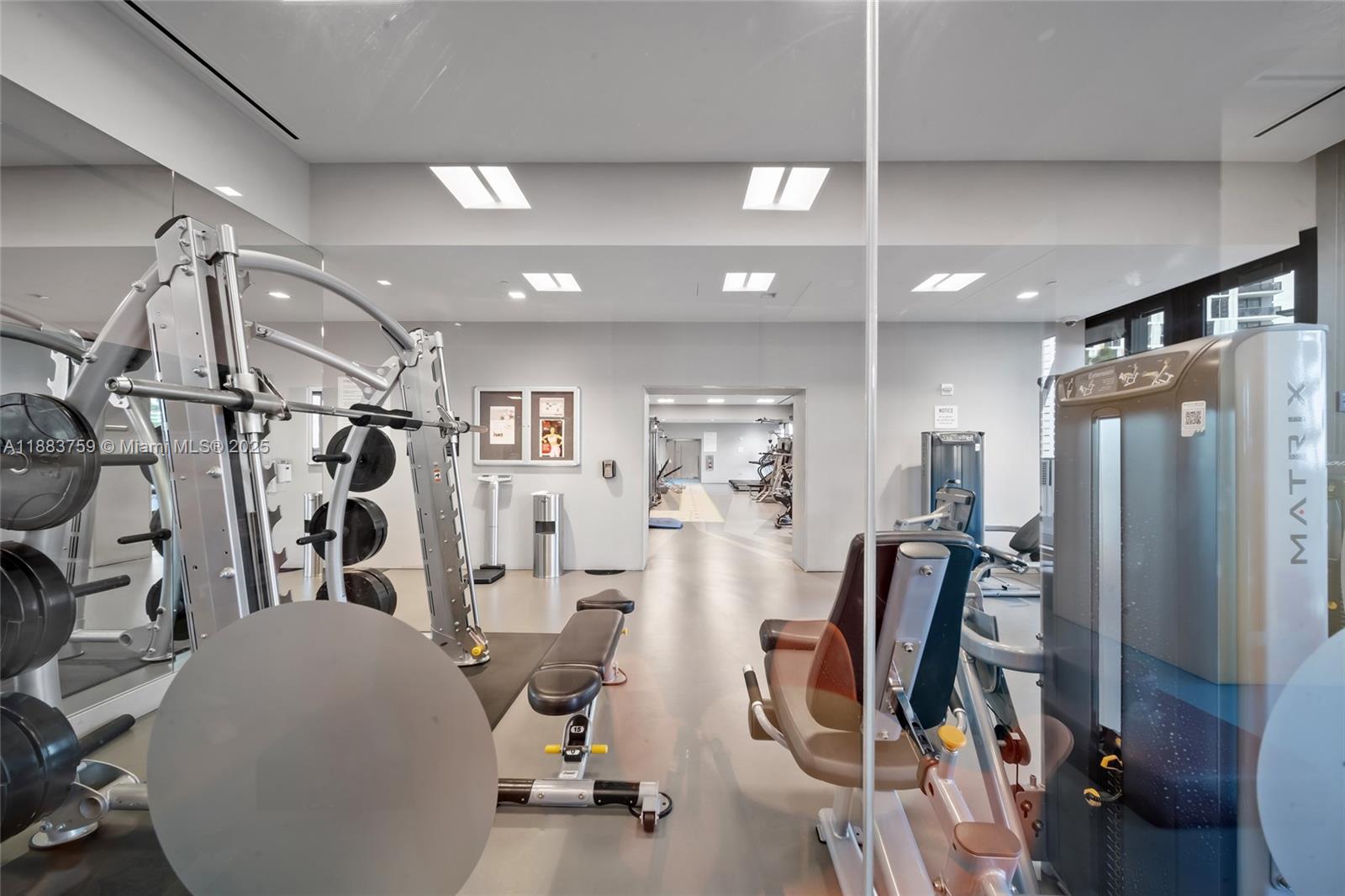 REACH CONDO - Residential