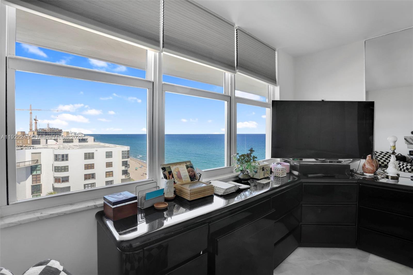 OPAL TOWERS CONDO - Residential