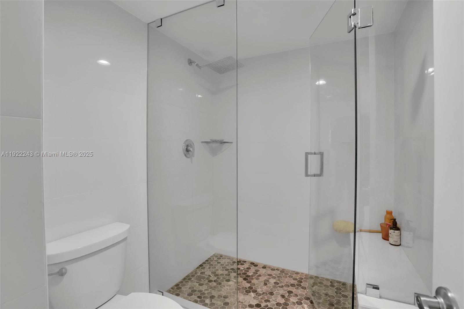 OPAL TOWERS CONDO - Residential