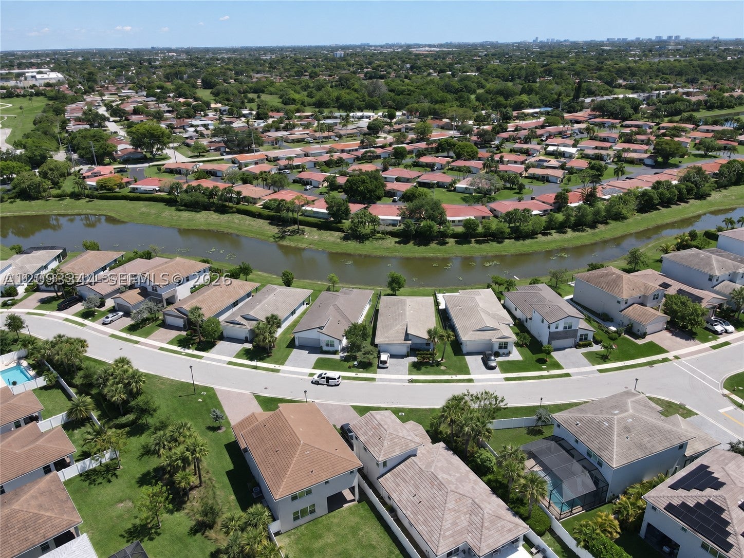 4242 Rosa Dr