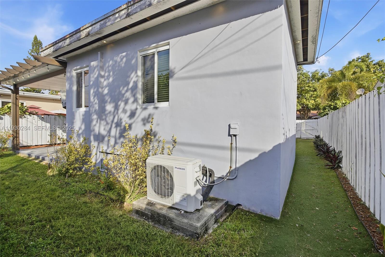 EAST VEDADO - Residential Lease