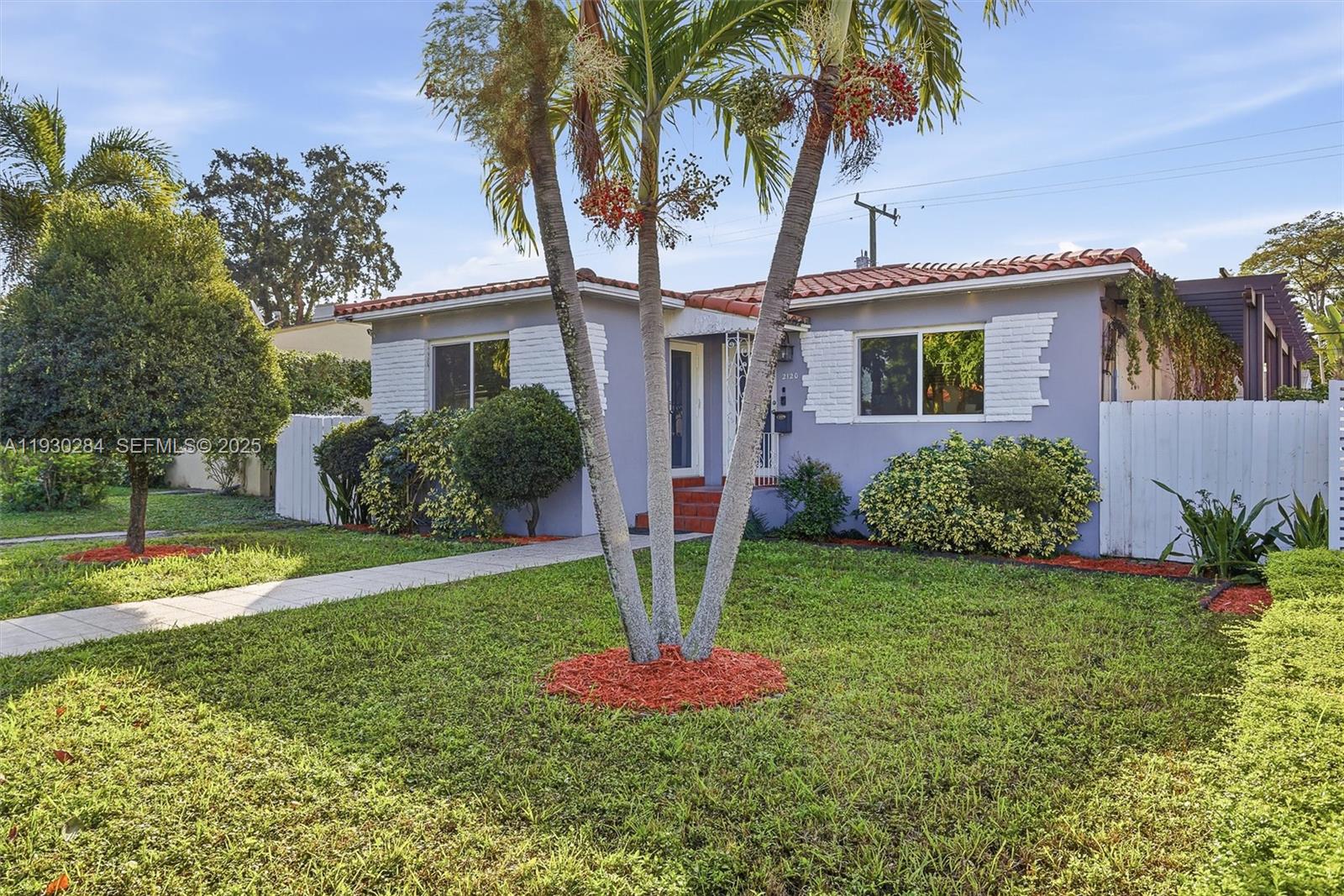 EAST VEDADO - Residential Lease