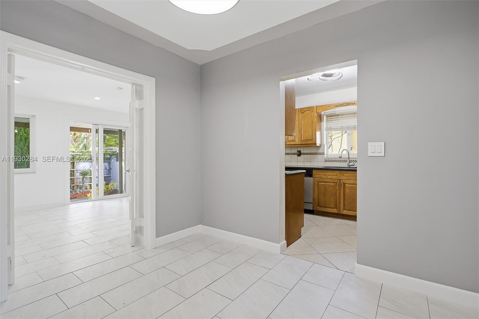 EAST VEDADO - Residential Lease