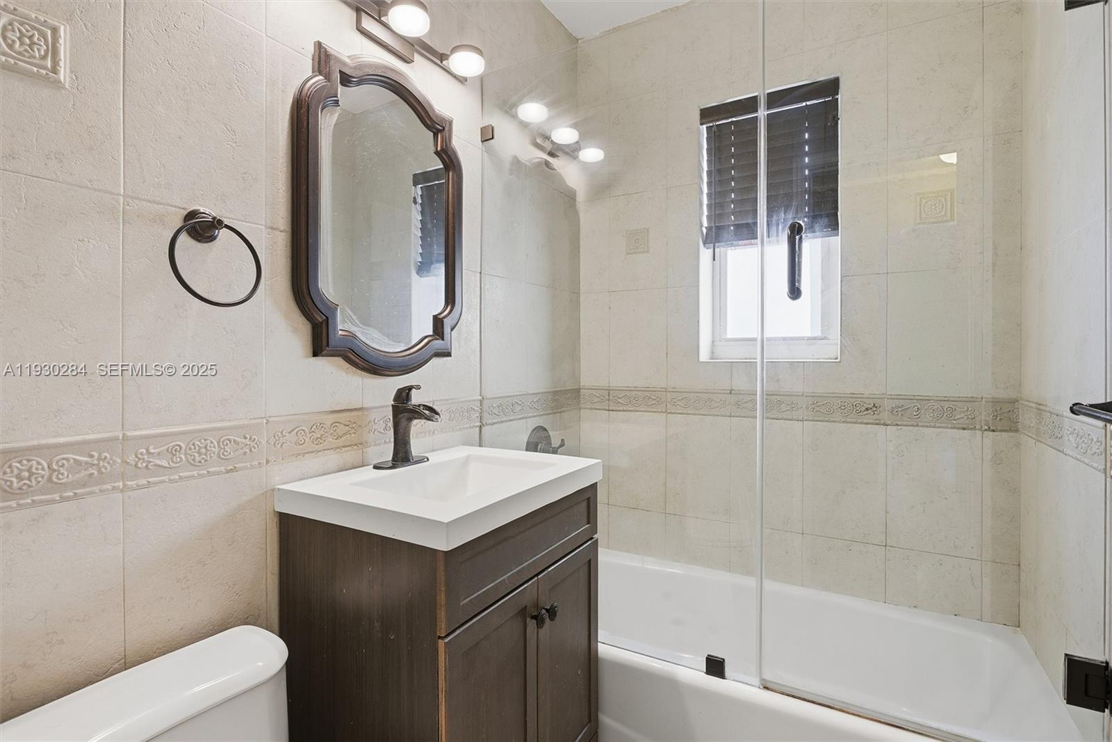 EAST VEDADO - Residential Lease