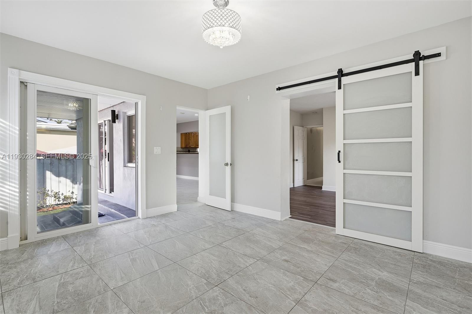 EAST VEDADO - Residential Lease