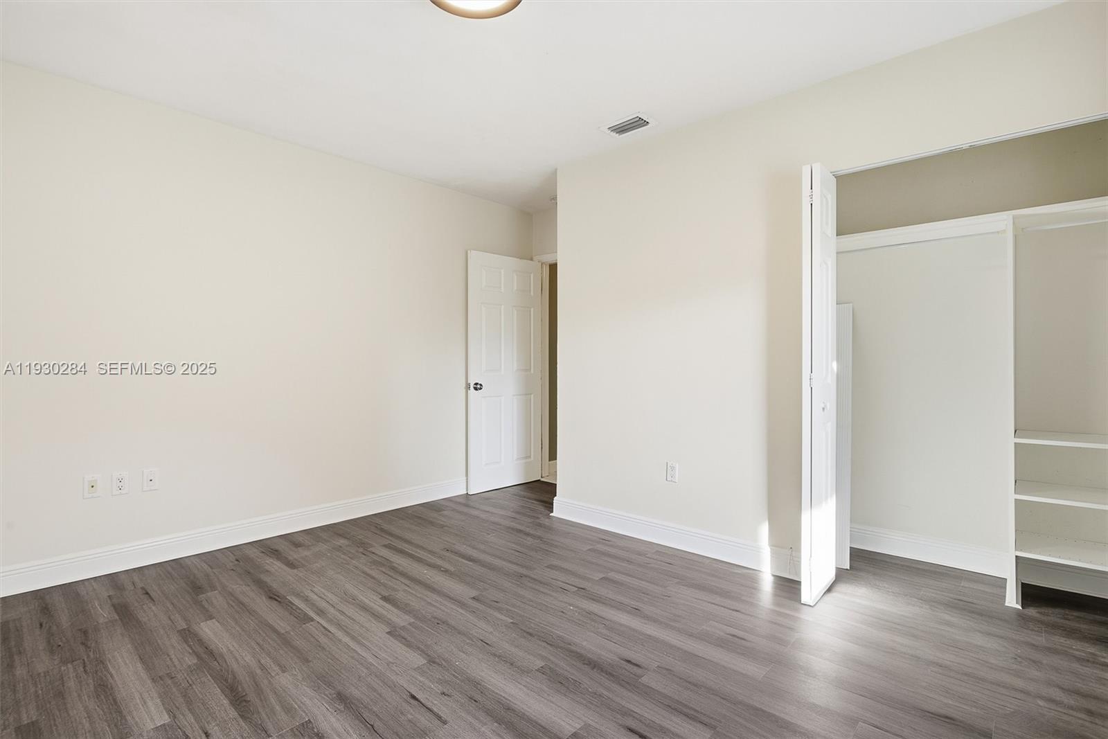 EAST VEDADO - Residential Lease