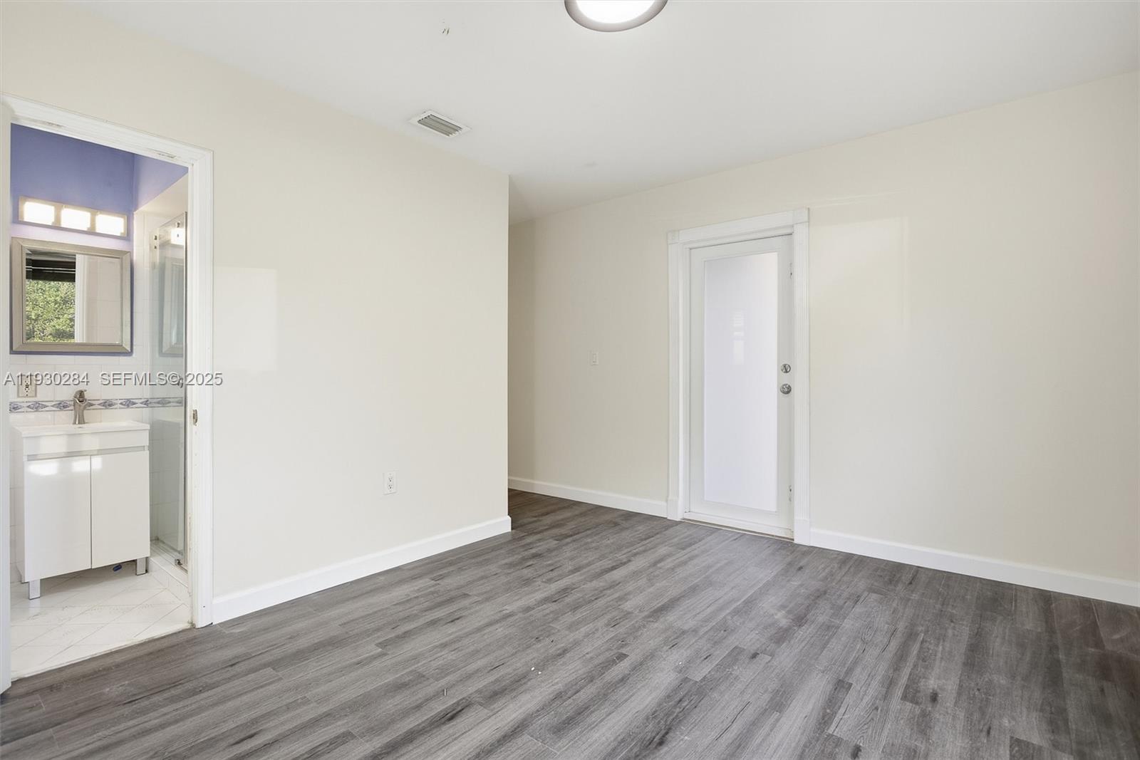 EAST VEDADO - Residential Lease