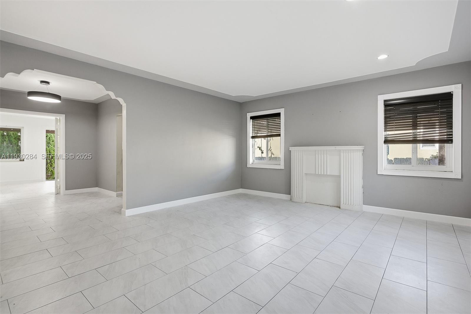 EAST VEDADO - Residential Lease